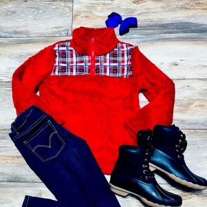 Red heart ❤️ & navy blue pullover halfway zip up sweater! Size 7/8.
